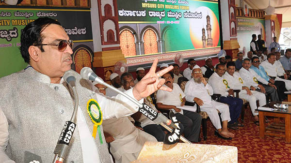 ಮುಸ್ಲಿಂ ಸಮುದಾಯದ ಹಲವು ಬೇಡಿಕೆಗಳನ್ನು ಈಡೇರಿಸುವಂತೆ ಹಕ್ಕೊತ್ತಾಯ